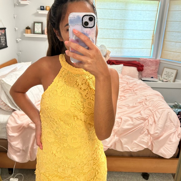 Yellow Laced Lulu’s Bodycon Dress - Picture 6 of 7